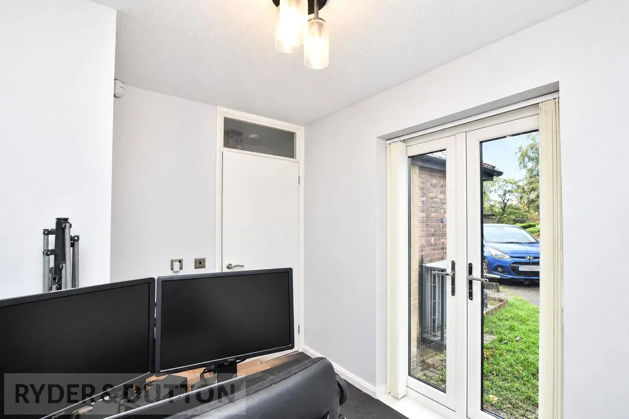 Mulberry Close, Rochdale, OL11, photo 12