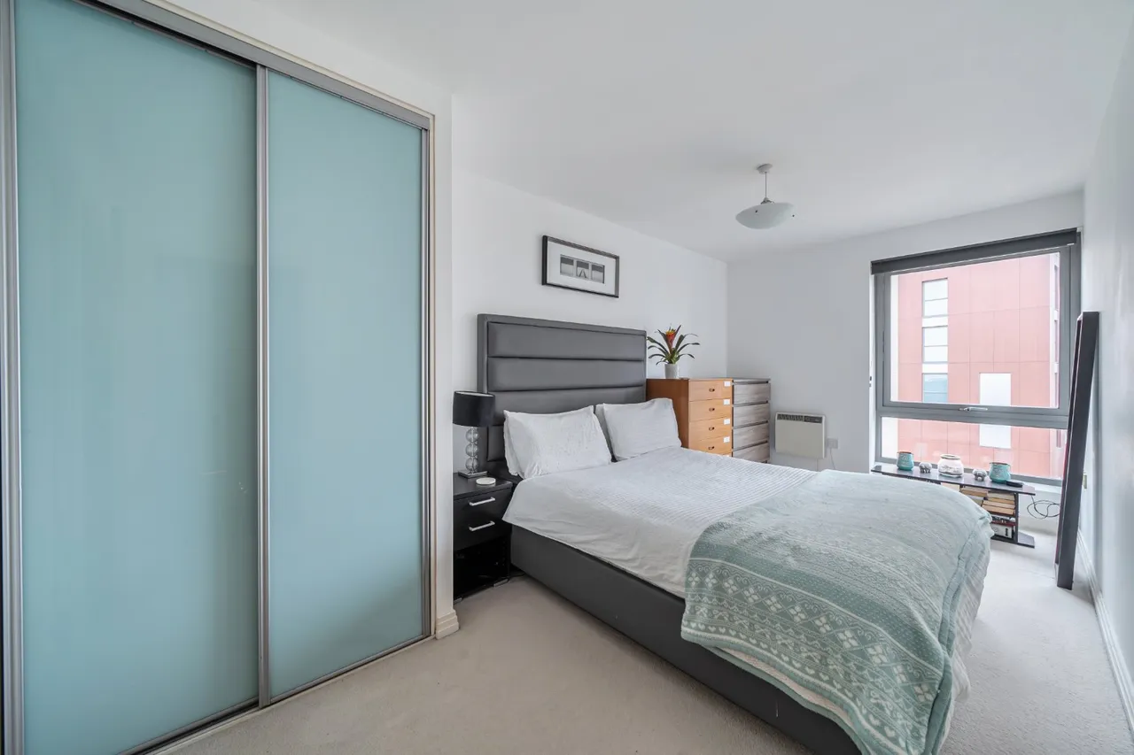 Victoria Road, Acton, London, W3, photo 3
