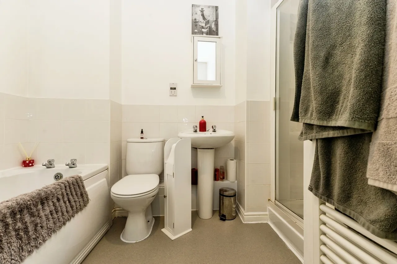 Forth Avenue, Portishead, BS20, photo 9