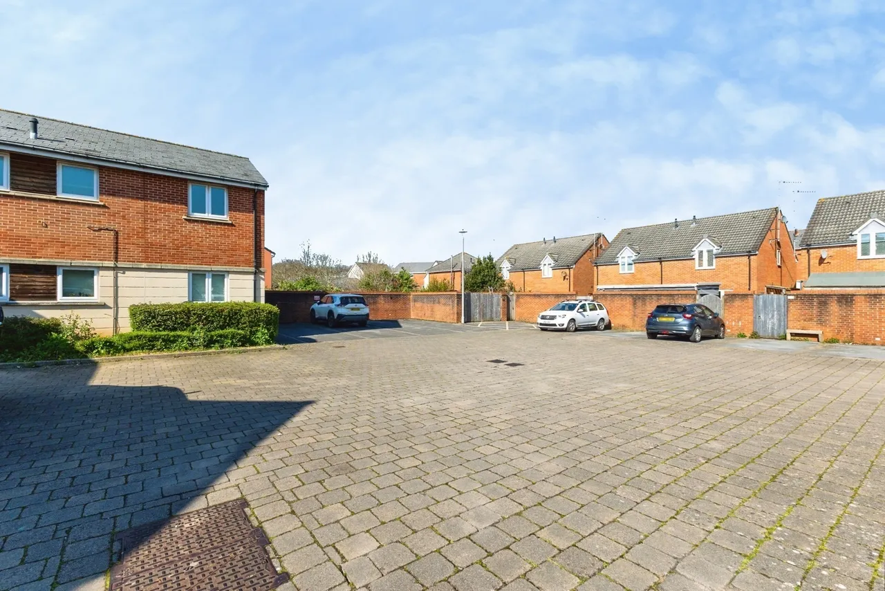 Forth Avenue, Portishead, BS20, photo 12