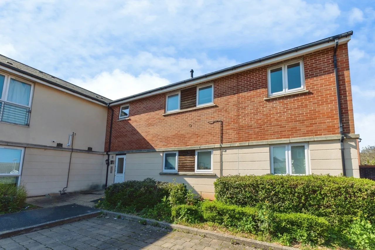 2 bed flat for sale, Forth Avenue, Portishead, BS20