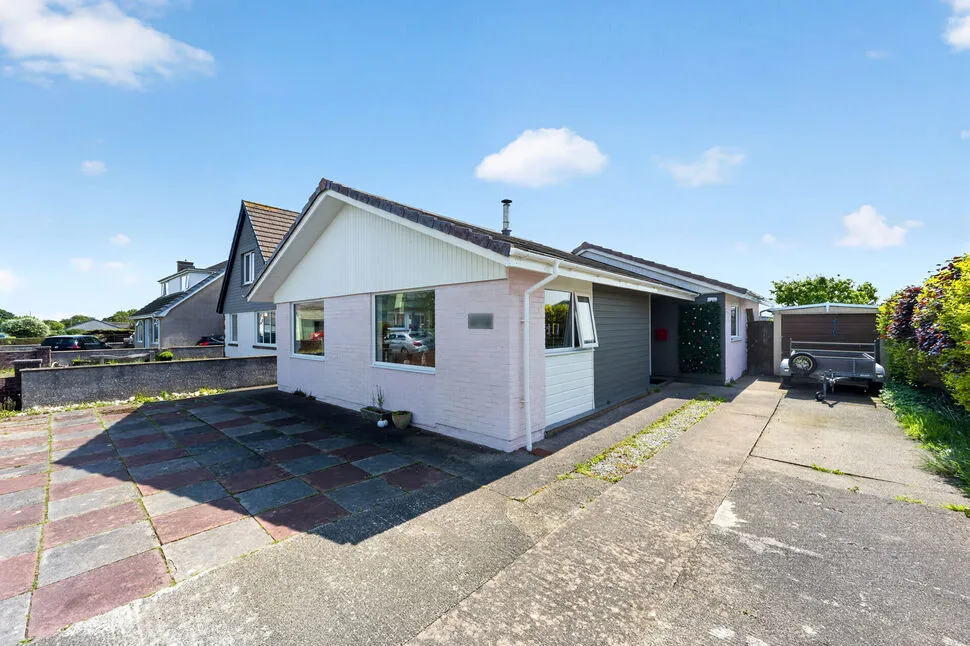 3 bed house for sale — Skinburness Road, Skinburness, Cumbria, CA7
