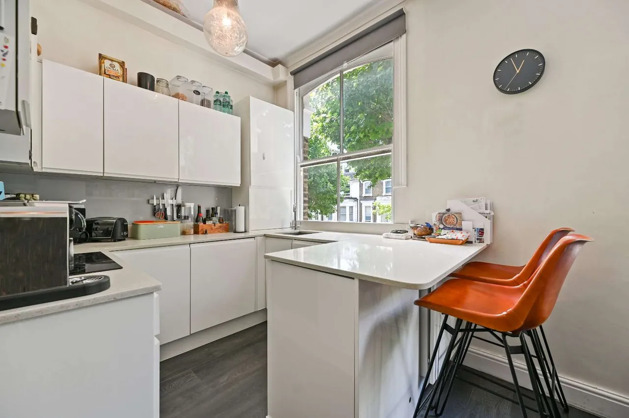 Hammersmith Grove, London, W6 7HE, photo 2