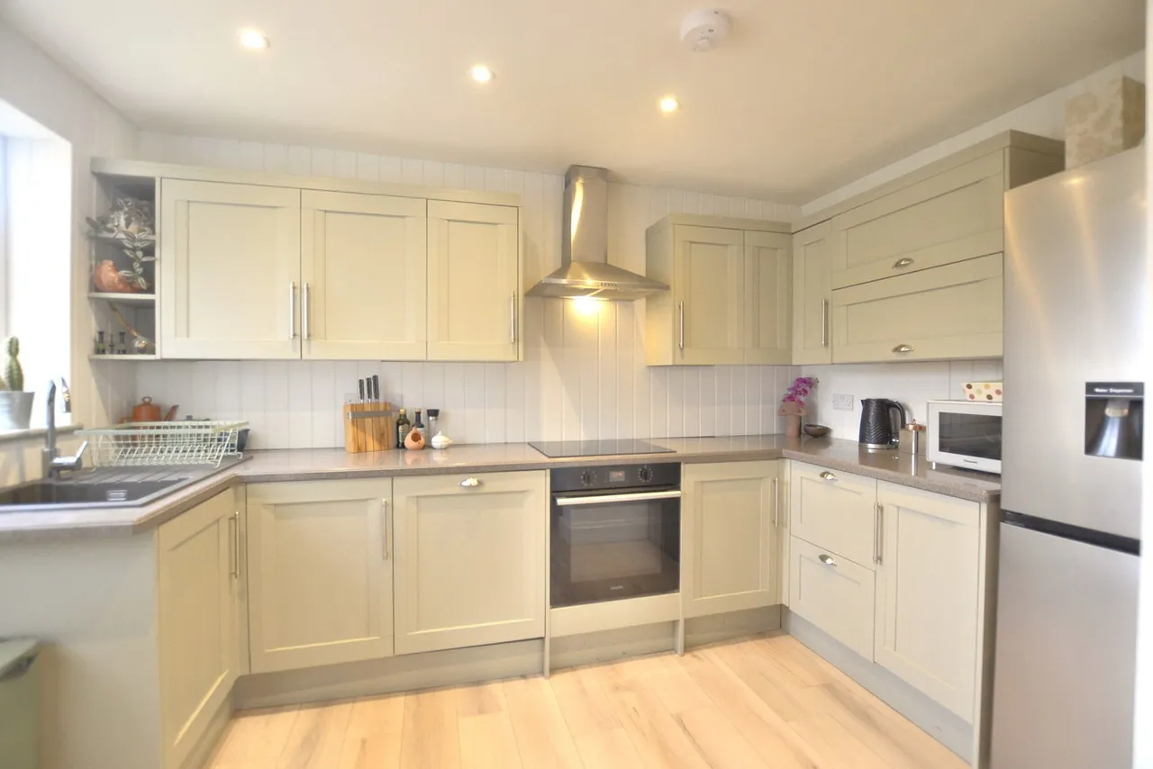 Colerne Drive, Hucclecote, GL3, photo 4