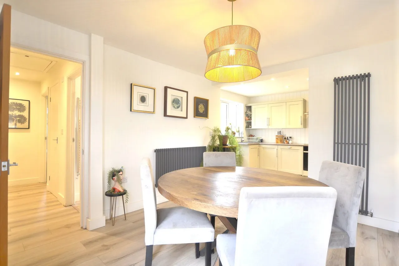 Colerne Drive, Hucclecote, GL3, photo 7