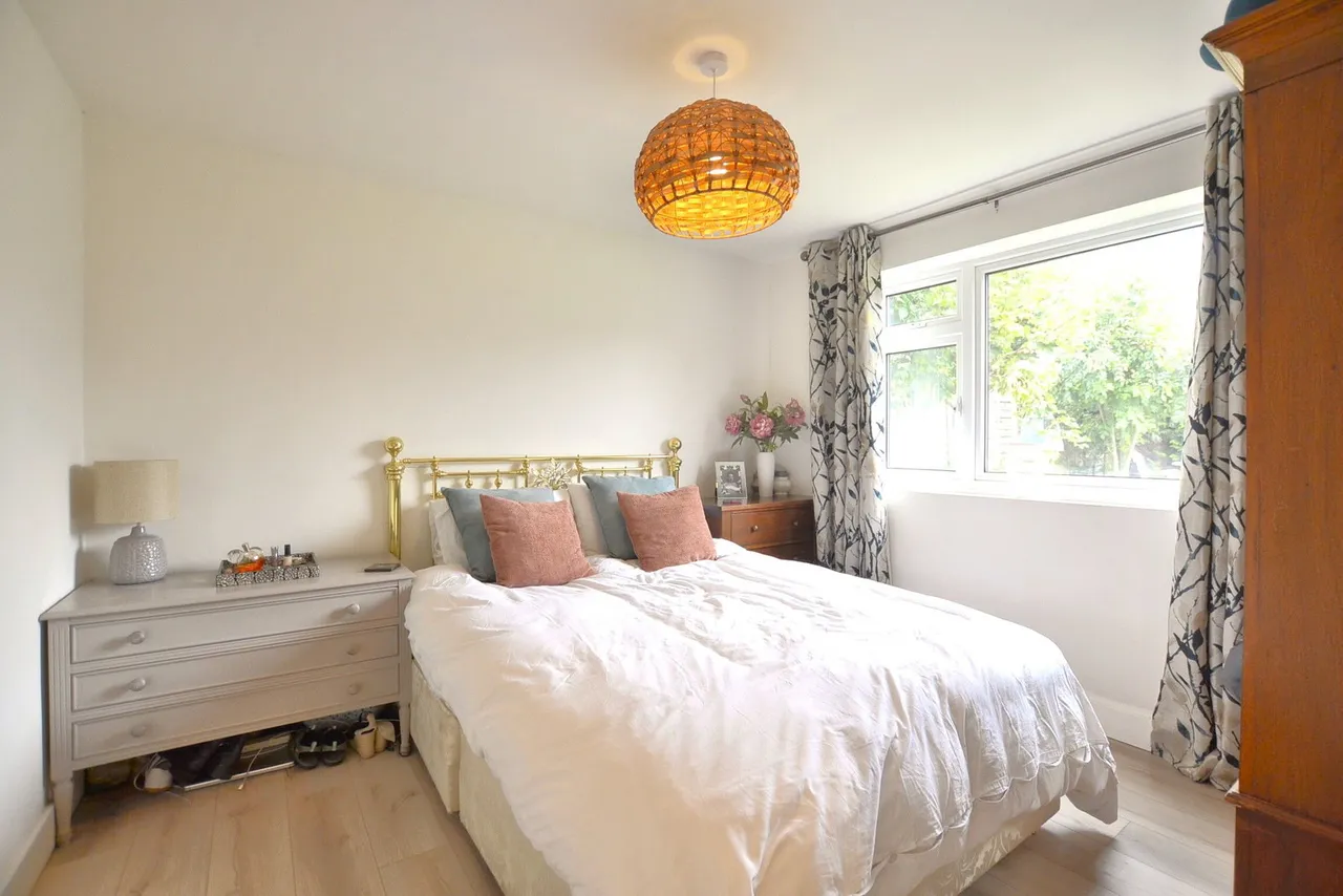 Colerne Drive, Hucclecote, GL3, photo 8
