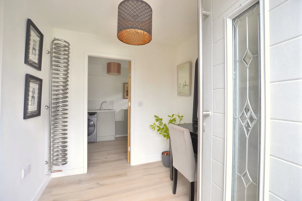 Colerne Drive, Hucclecote, GL3, photo 13