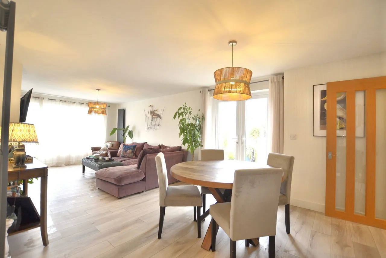 Colerne Drive, Hucclecote, GL3, photo 3