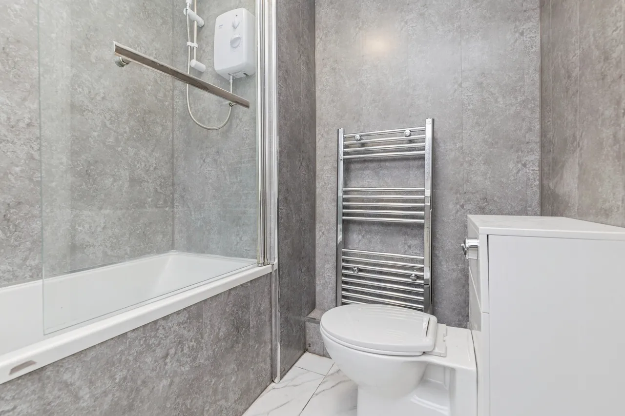 Houghton Road, Houghton Le Spring, photo 9