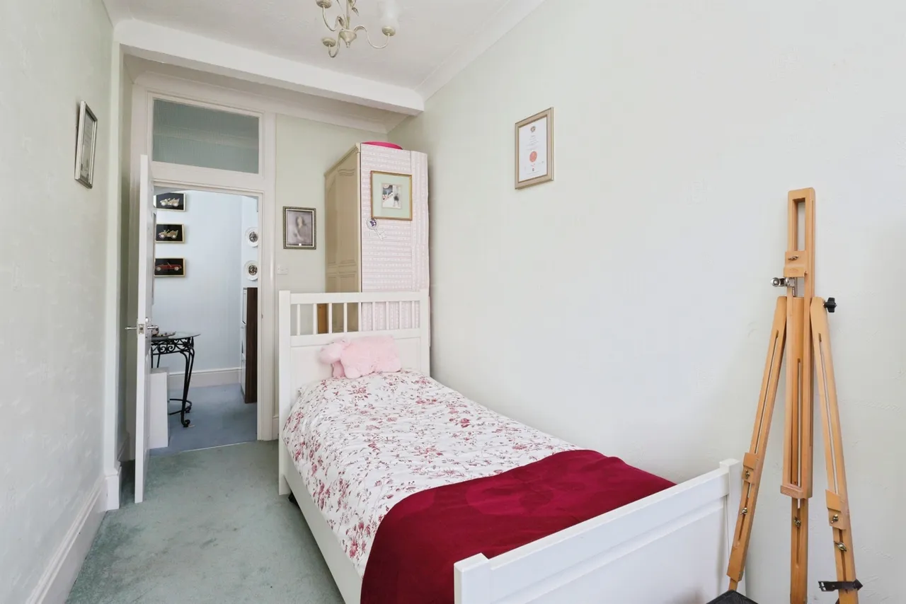 Bolsover Road, Eastbourne, photo 11
