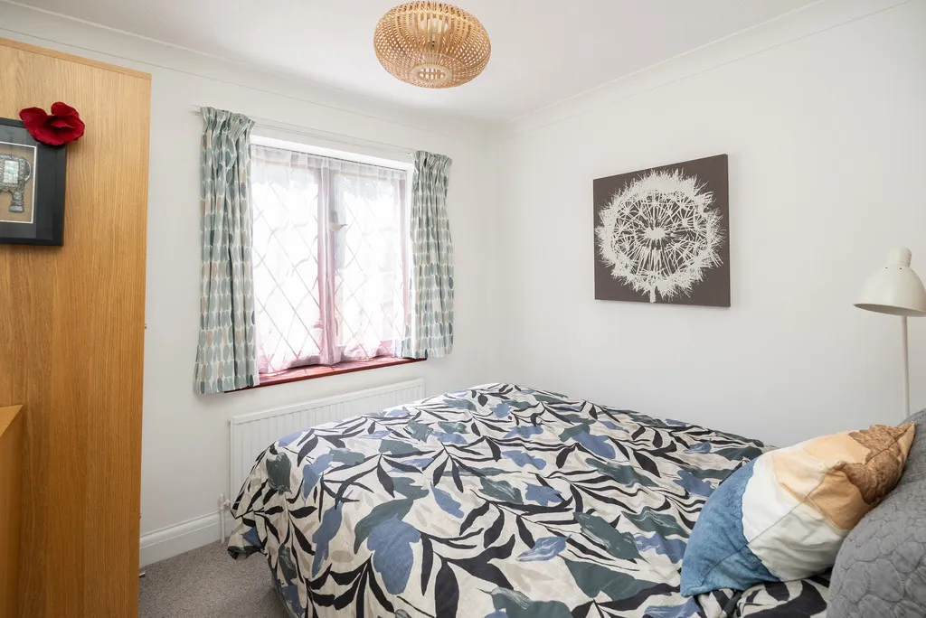 Harrowlands Park, Dorking, RH4, photo 7