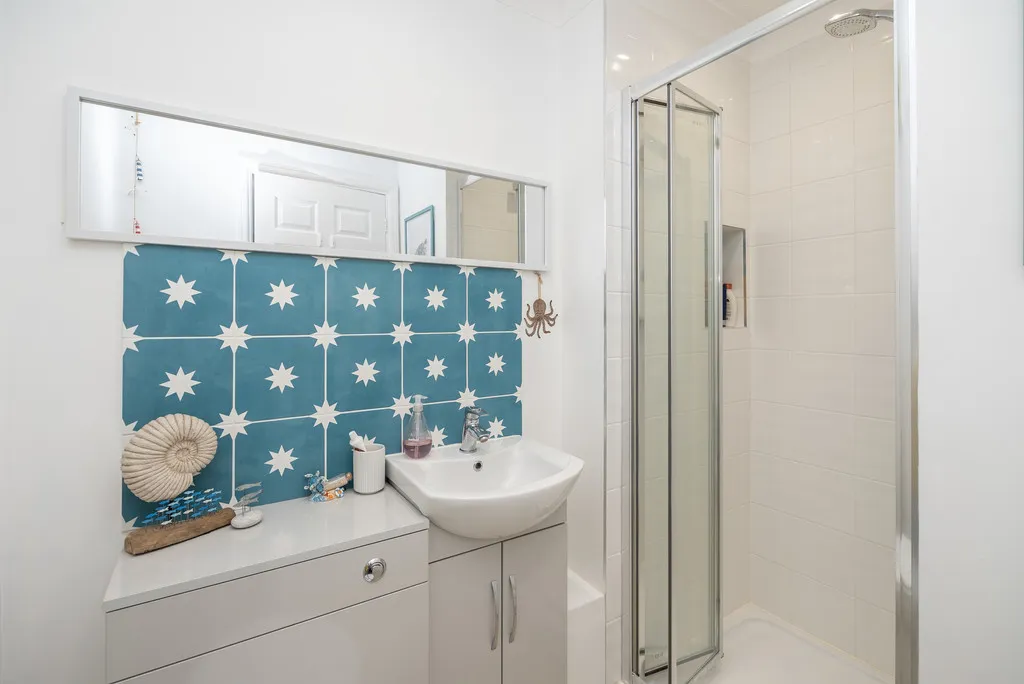 Harrowlands Park, Dorking, RH4, photo 8