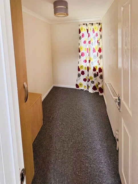 Featherstone Park, New Road, Wolverhampton, WV10, photo 5