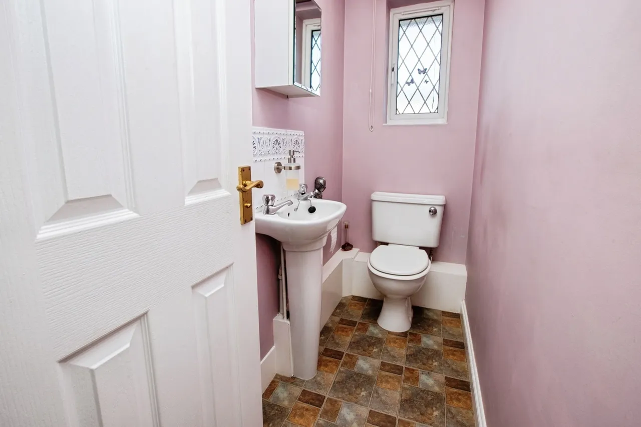 Elmhurst Drive, Huthwaite, NG17, photo 19