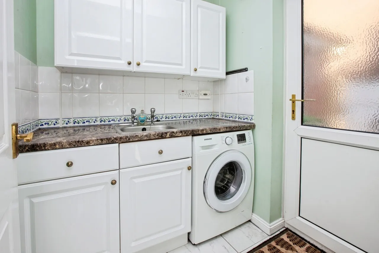 Elmhurst Drive, Huthwaite, NG17, photo 8