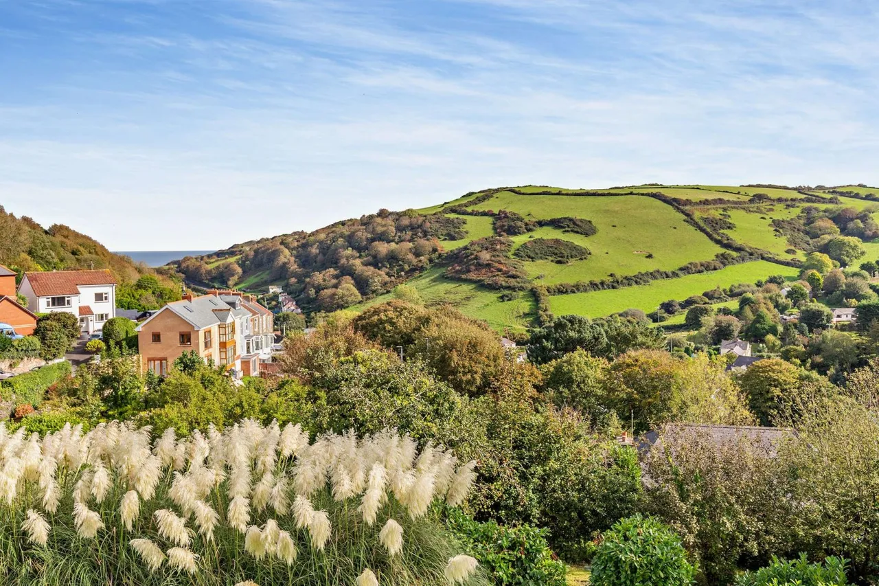 Foxbeare Road, Ilfracombe, EX34, photo 4