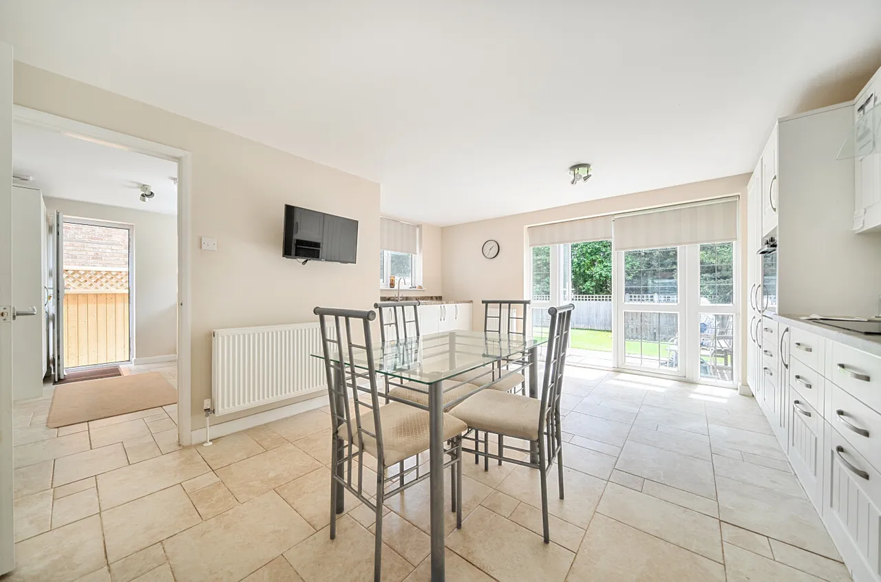Scarletts Close, Uckfield, TN22, photo 6