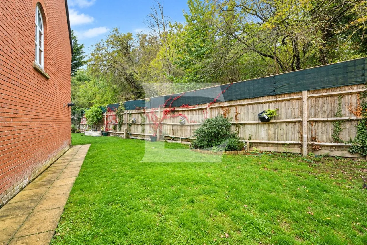 Woodberry Close, Mill Hill, NW7, photo 19