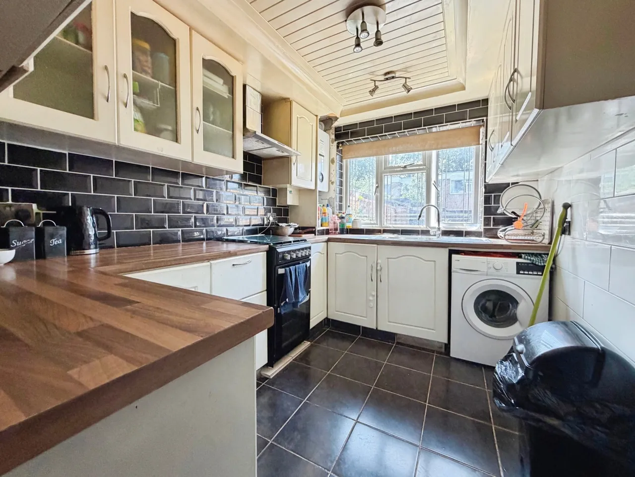 Aldwick Close, Farnborough, Hampshire, GU14 8LL, photo 6