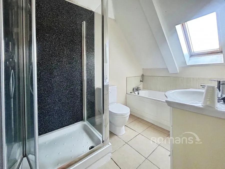 Salisbury Road, Farnborough, GU14, photo 11