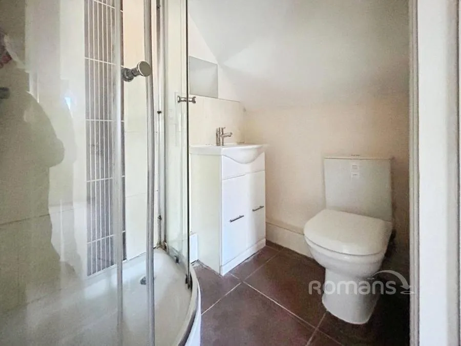 Salisbury Road, Farnborough, GU14, photo 8