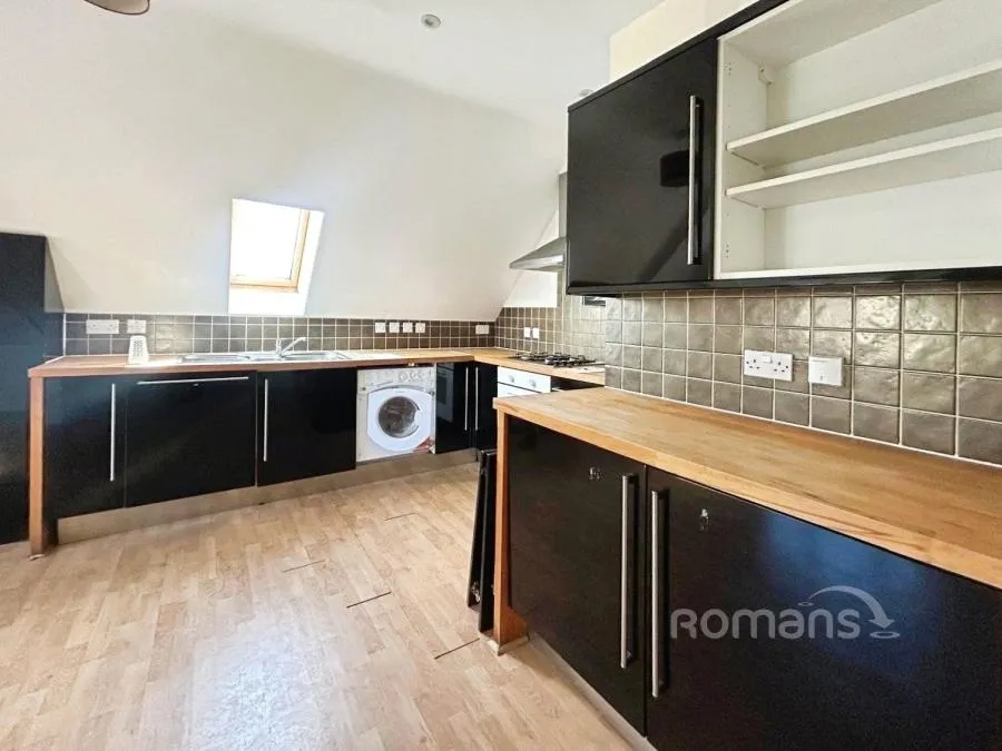 Salisbury Road, Farnborough, GU14, photo 15