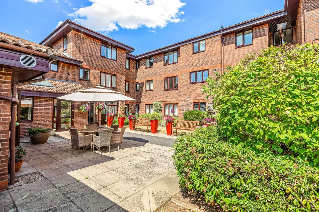 Knights Lane, Tiddington, Stratford-Upon-Avon, photo 10