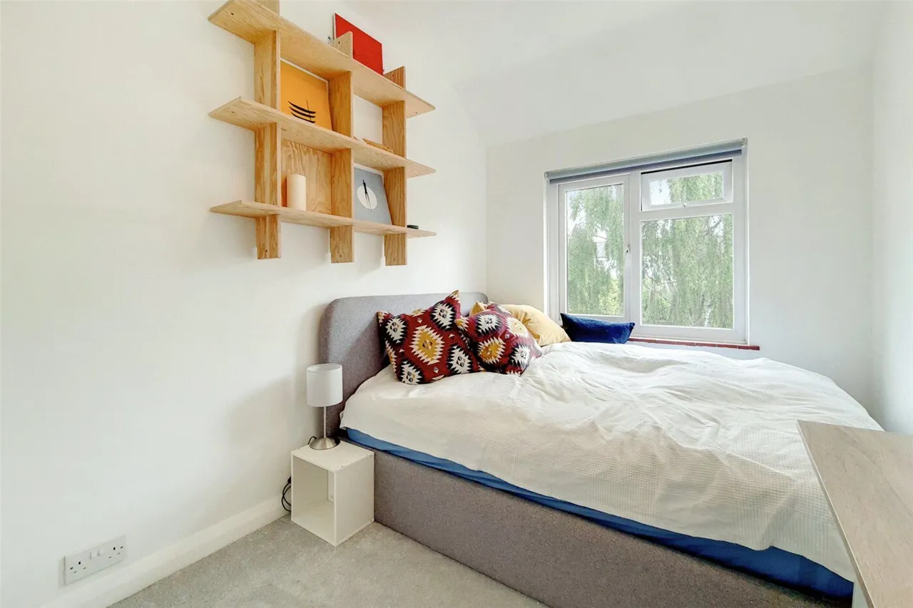 Tolworth Park Road, Surbiton, KT6, photo 16