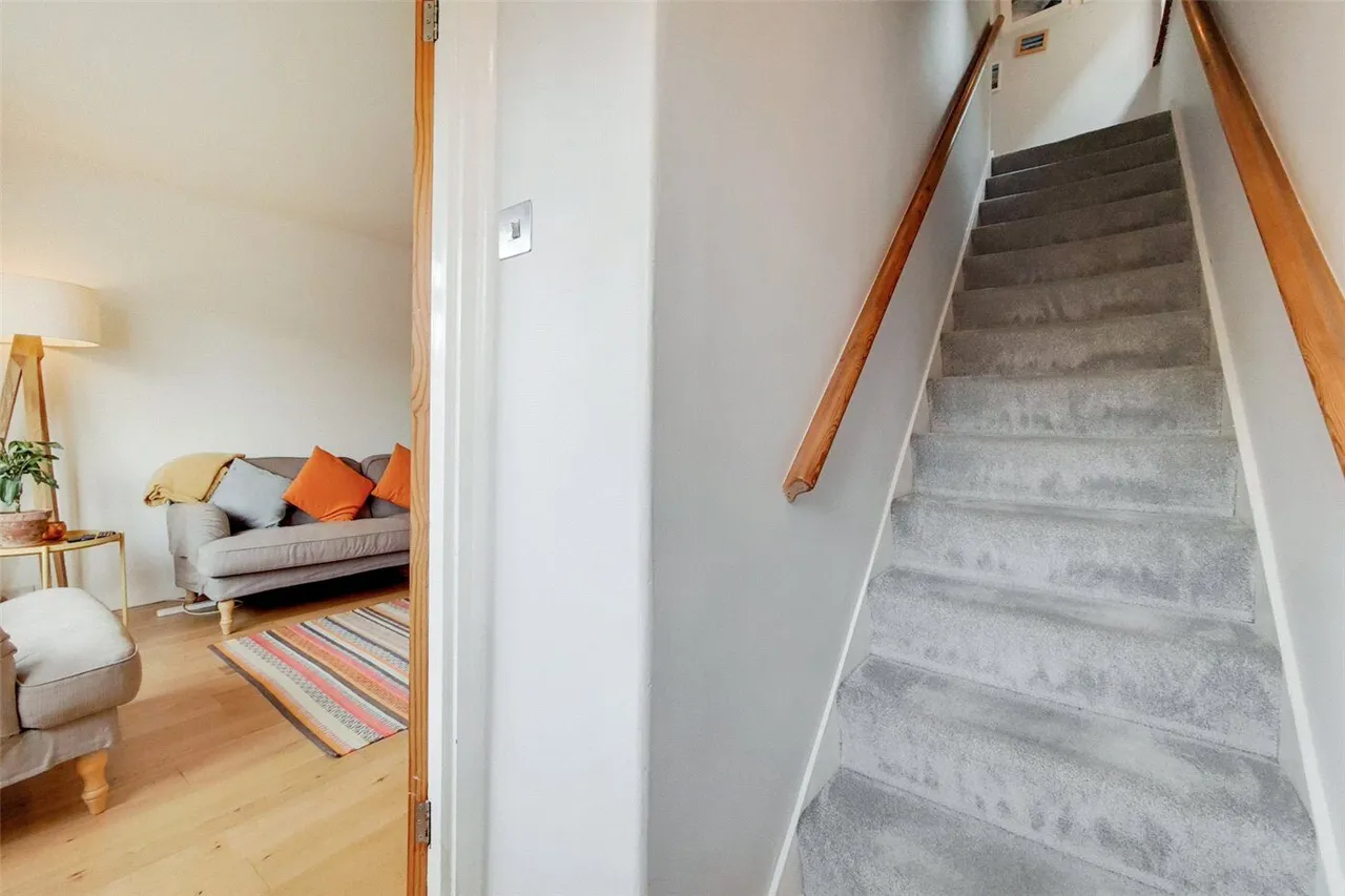 Tolworth Park Road, Surbiton, KT6, photo 19
