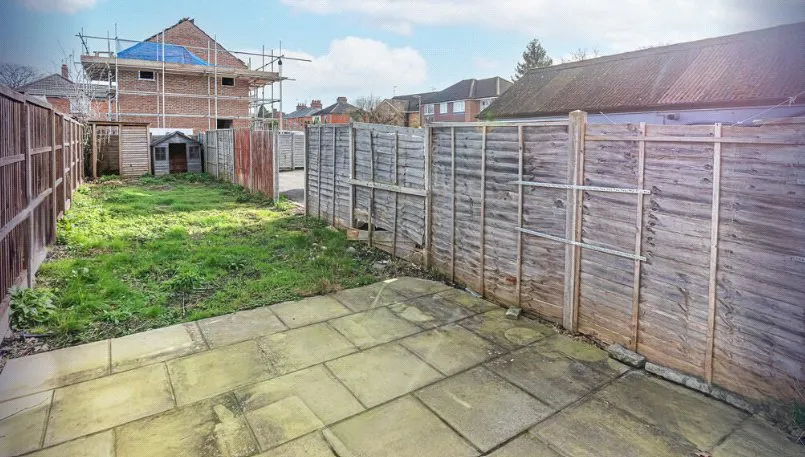 Mytchett Road, Mytchett, GU16, photo 2