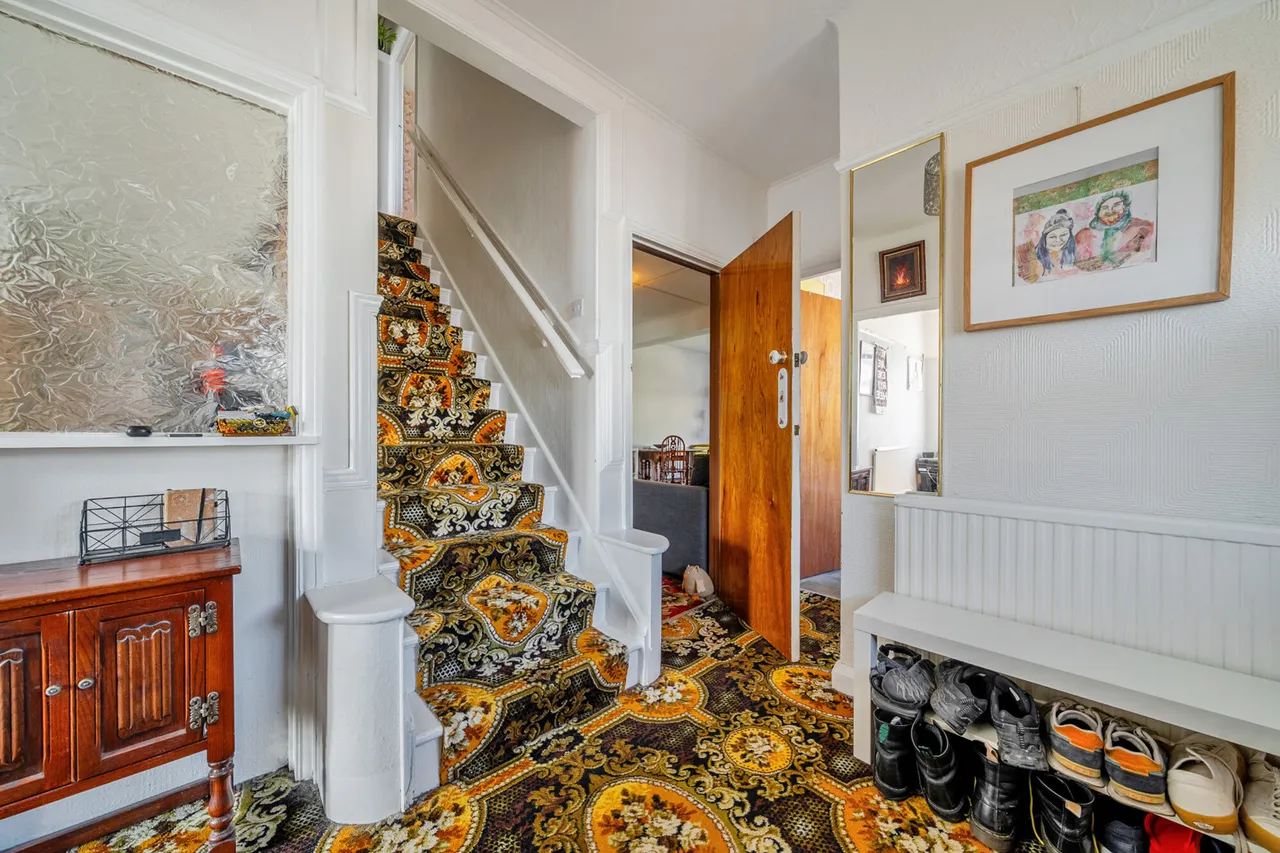 Westwood Lane, DA16, photo 12