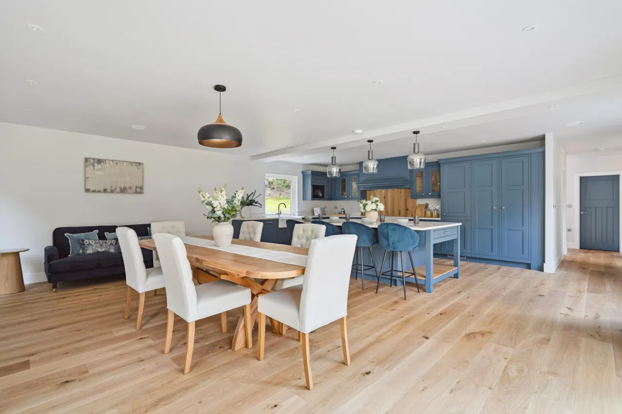 Whitmore Vale Road, GU26, photo 5