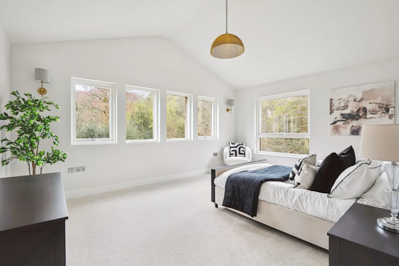 Whitmore Vale Road, GU26, photo 10