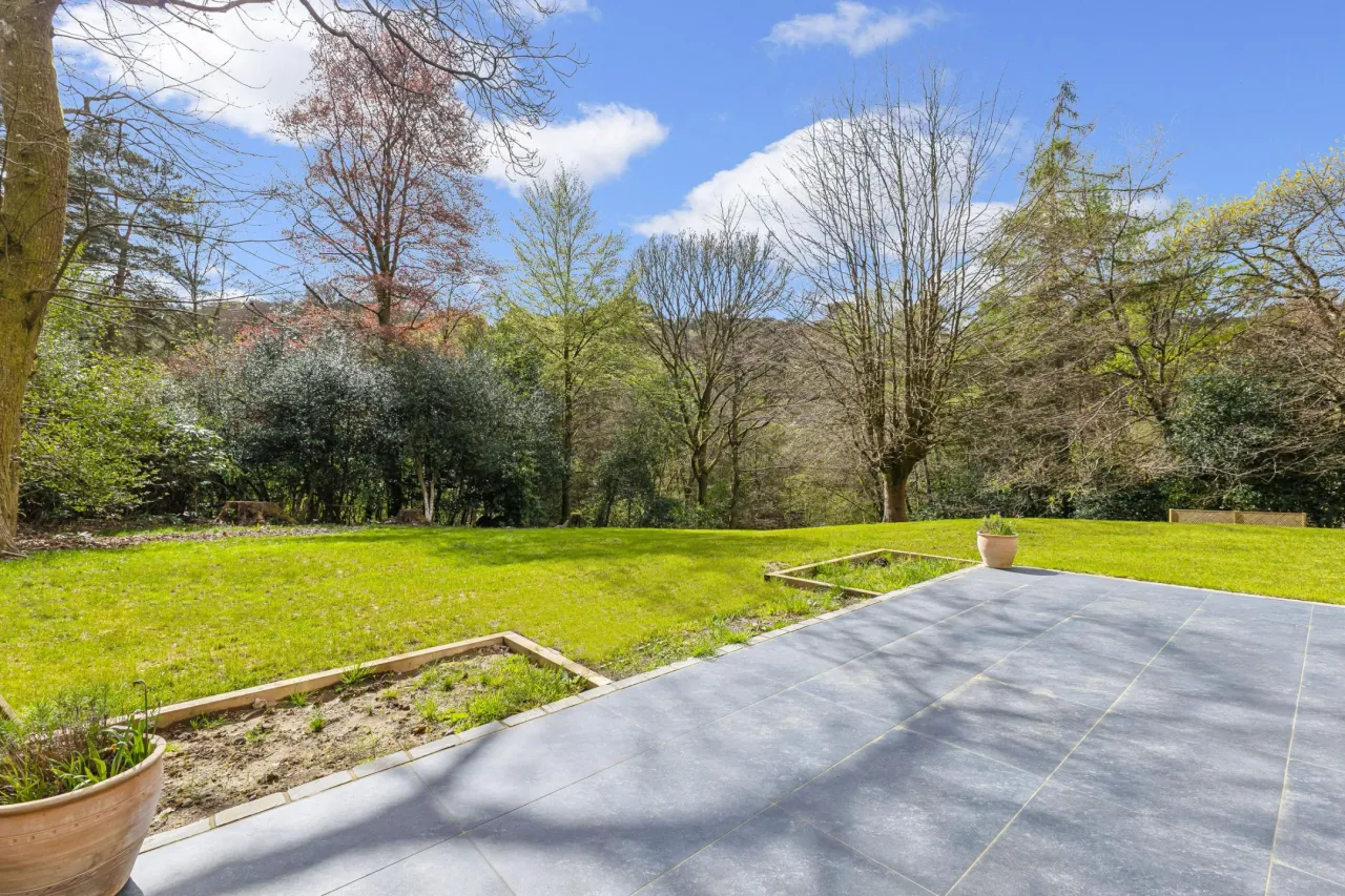 Whitmore Vale Road, GU26, photo 29