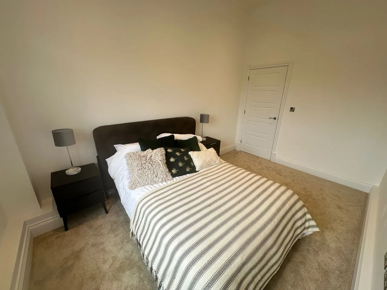 Middleton House, DE1, photo 8
