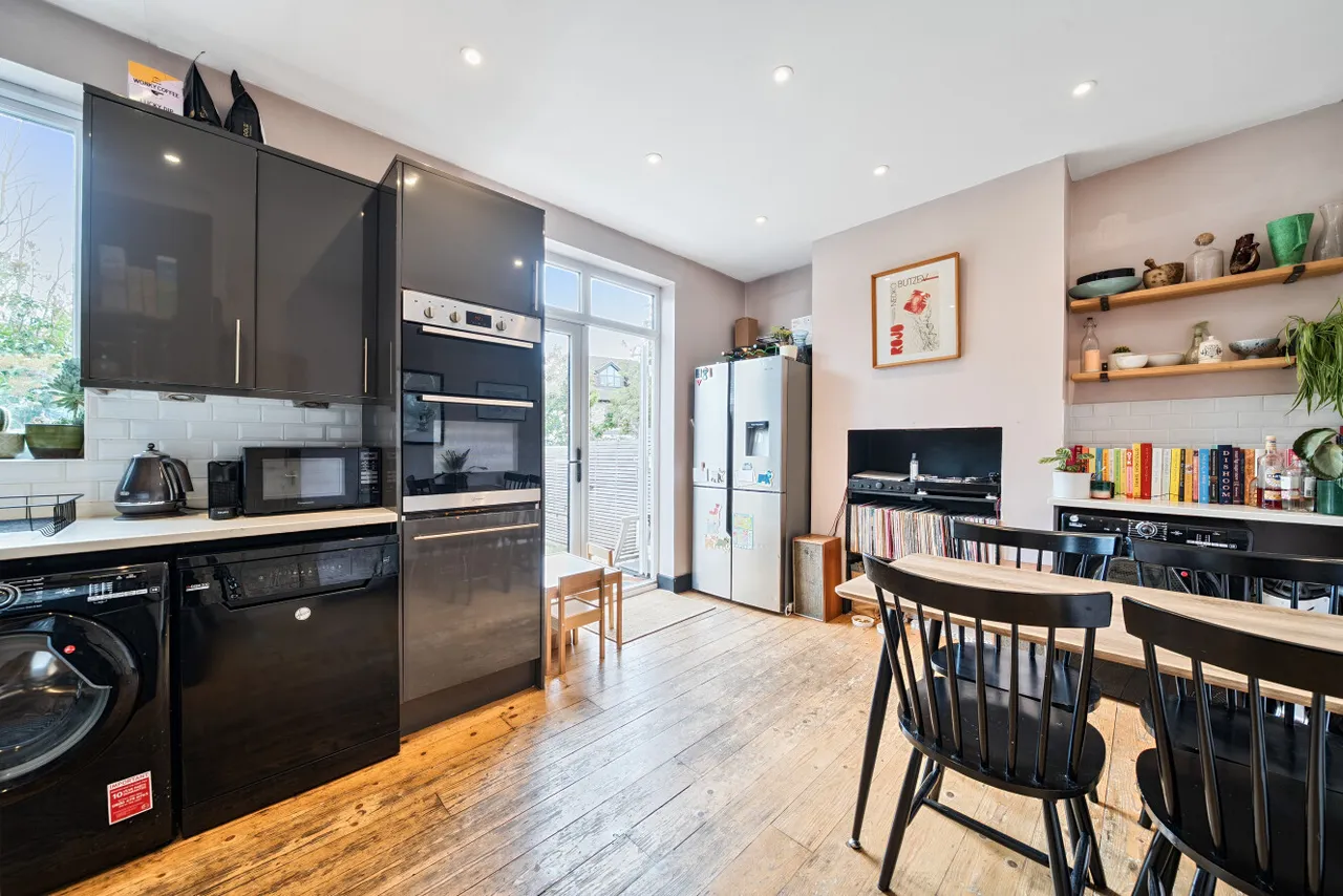Fallsbrook Road, Tooting, London, SW16, photo 3
