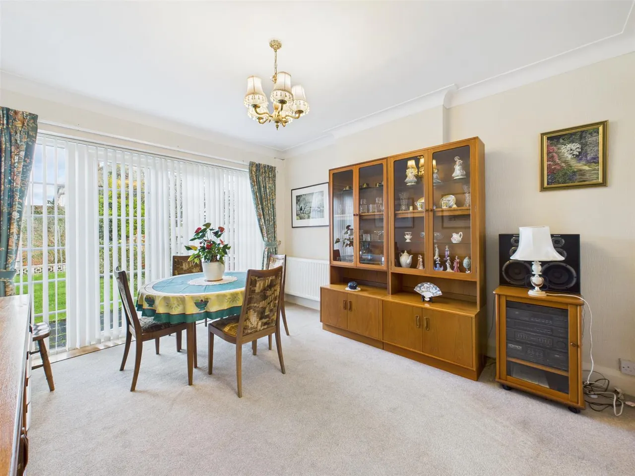 Warrender Way, Ruislip, HA4 8EB, photo 2