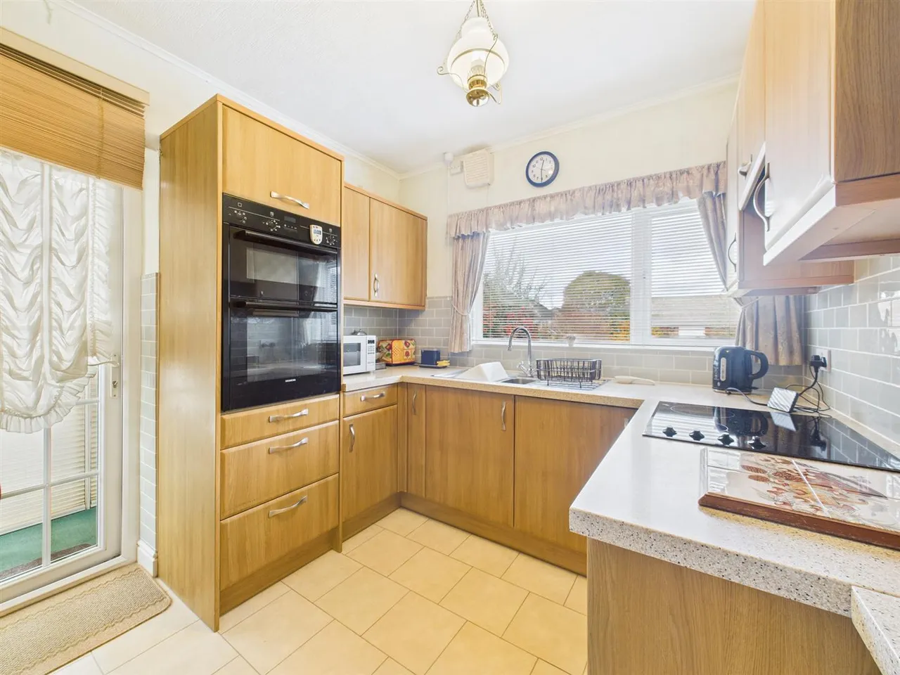 Warrender Way, Ruislip, HA4 8EB, photo 4