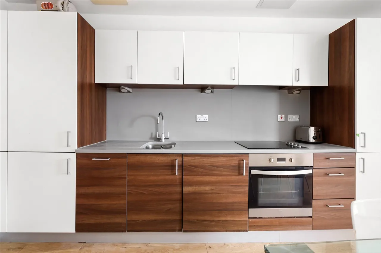 Lolesworth Close, London, E1, photo 5