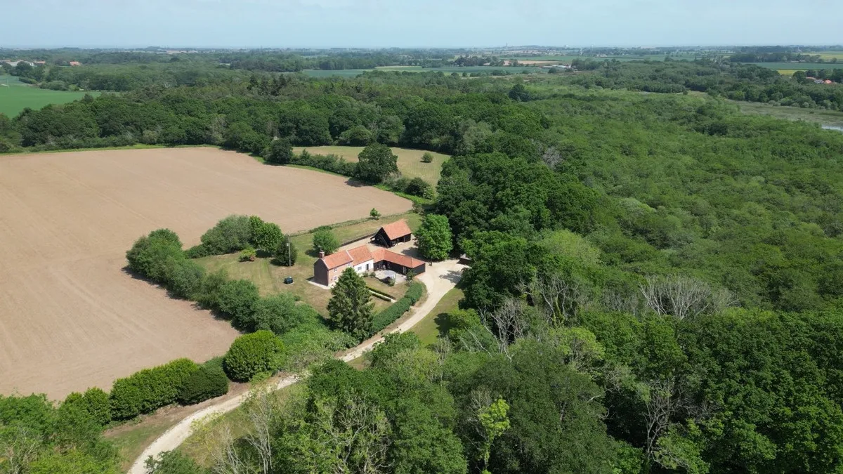 East Ruston Road, Honing, NR28, photo 2