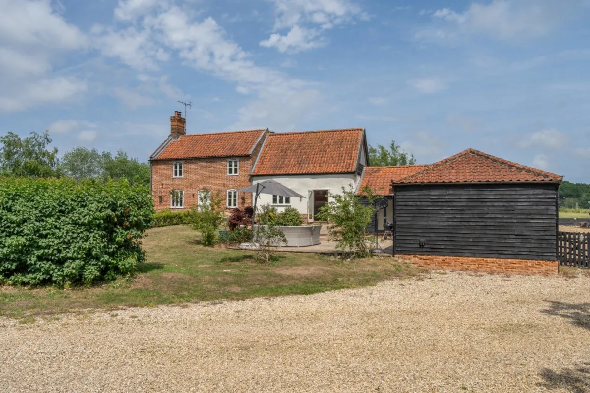 East Ruston Road, Honing, NR28, photo 18