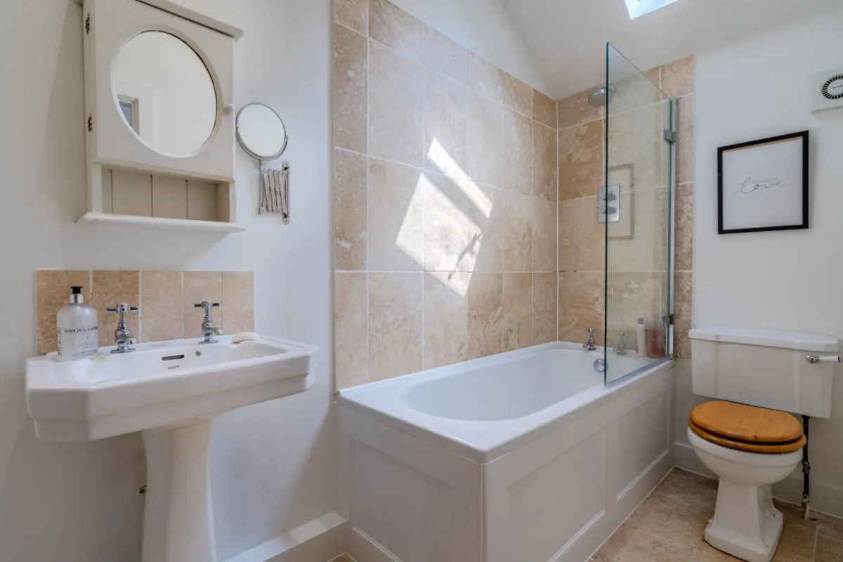 East Ruston Road, Honing, NR28, photo 13