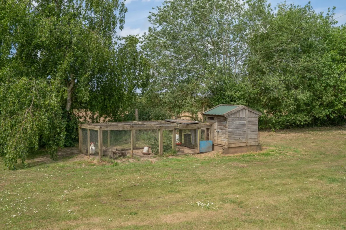 East Ruston Road, Honing, NR28, photo 29