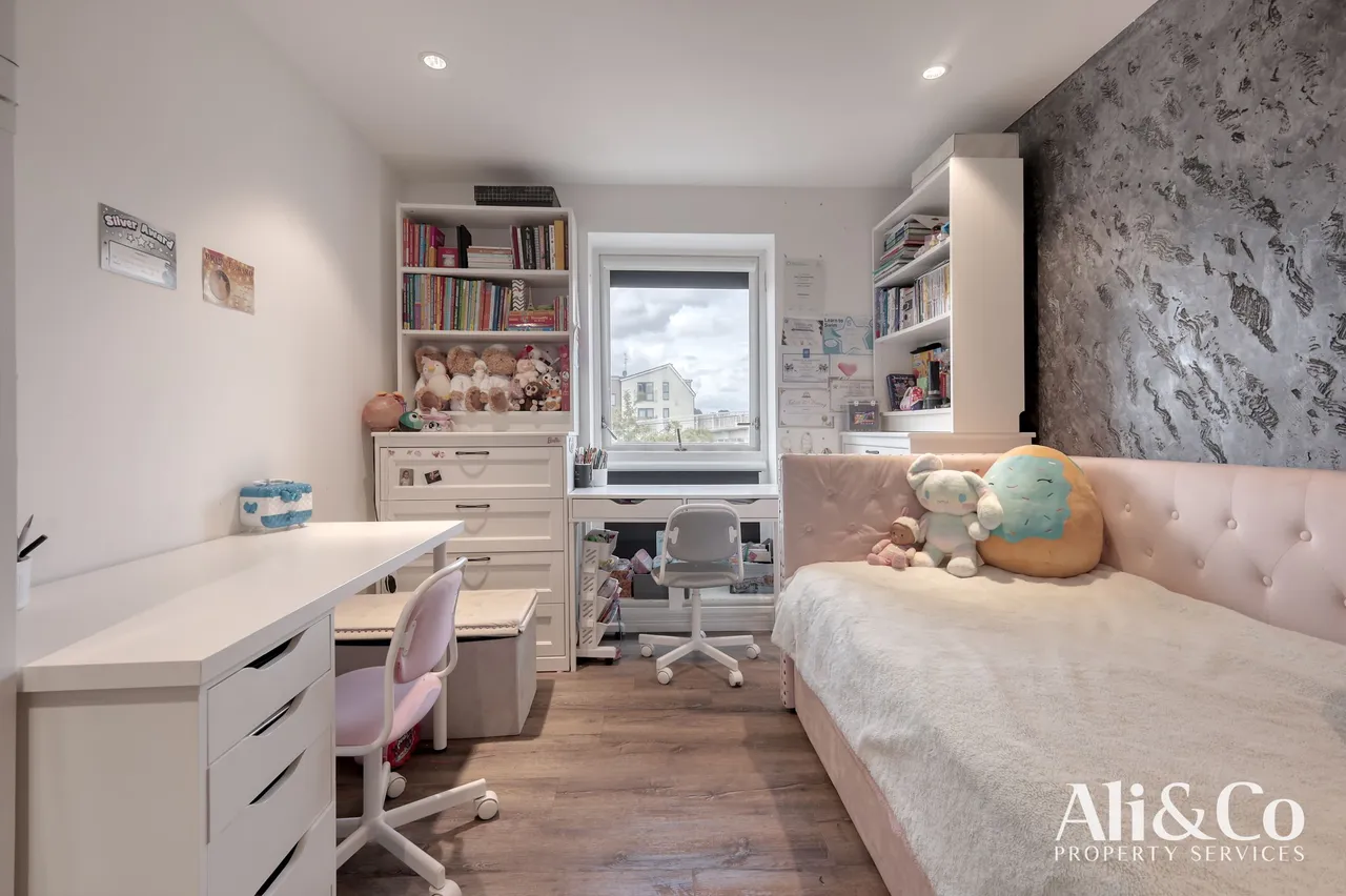 Meadow Drive, Aveley, Essex, RM15 4DY, photo 15