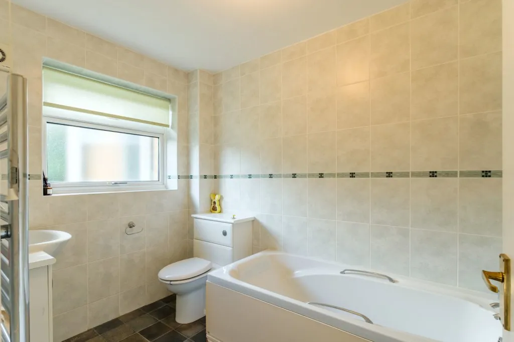 Montague Drive, Loughborough, LE11, photo 8