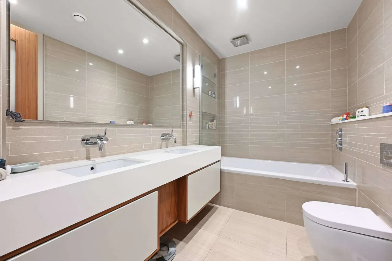 Cromwell Grove, London, W6 7RQ, photo 9