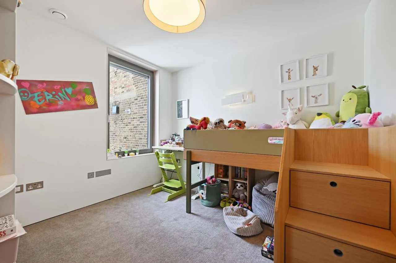 Cromwell Grove, London, W6 7RQ, photo 10