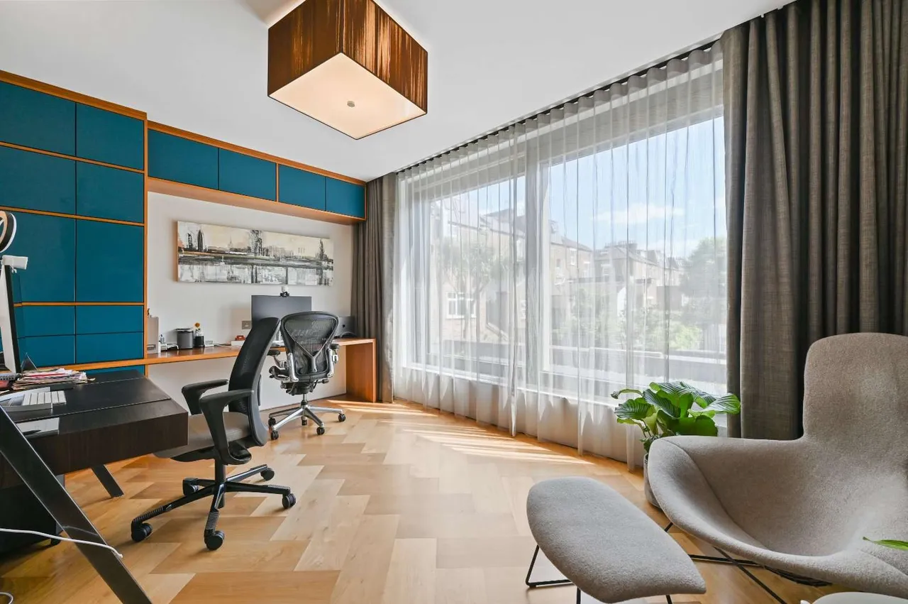 Cromwell Grove, London, W6 7RQ, photo 11