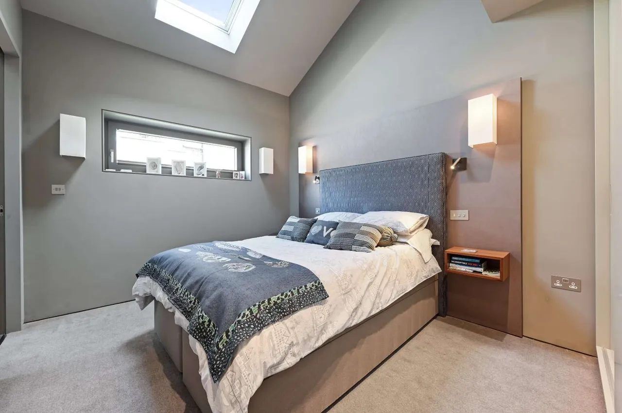 Cromwell Grove, London, W6 7RQ, photo 12