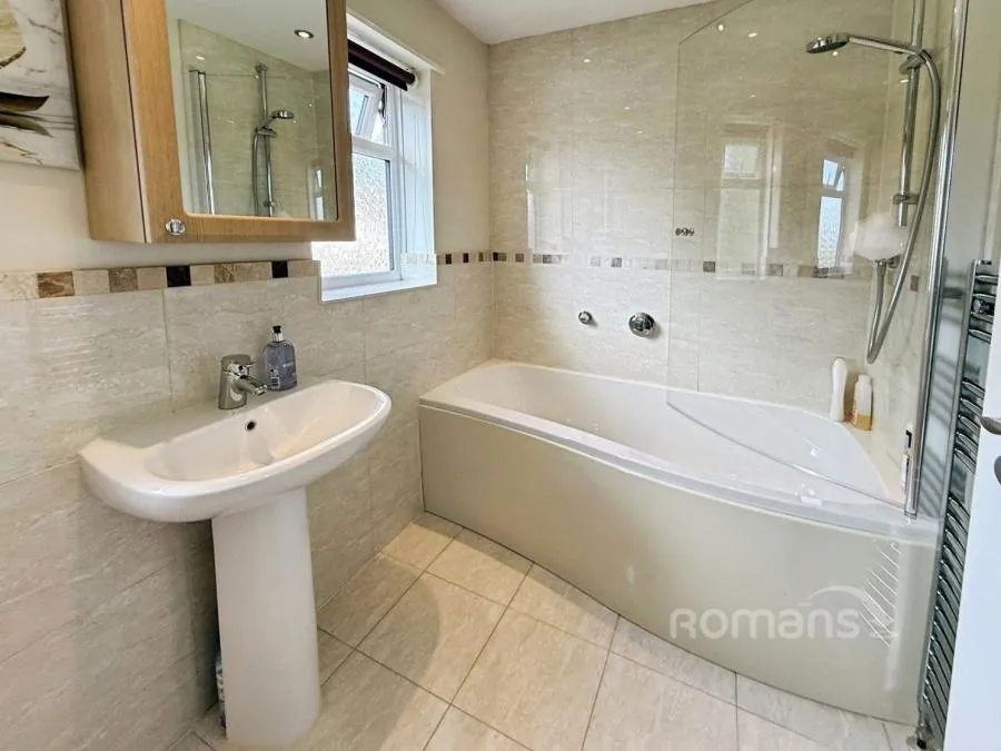 Mitcham Road, Camberley, GU15, photo 9